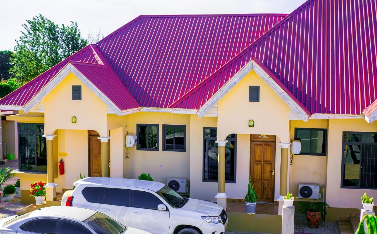 Ellyn Executive Lodge Dodoma Exterior photo